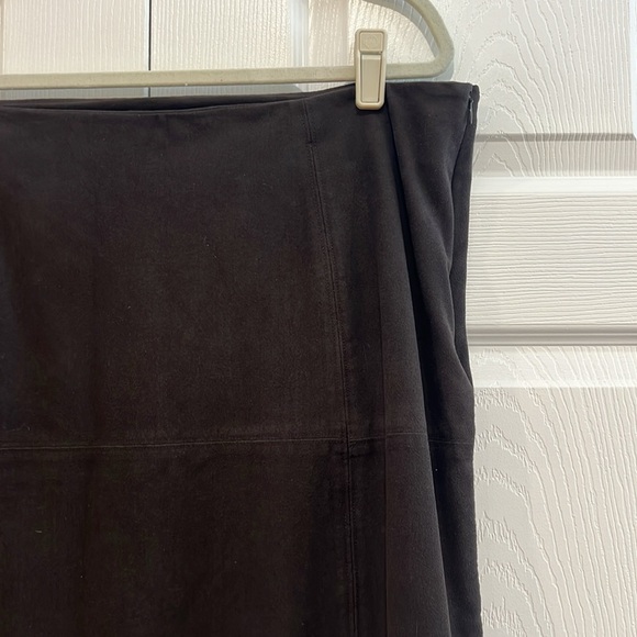 J. Jill Suede Feel Mini Skirt Womens Walnut Brown Size 14 - Picture 3 of 9